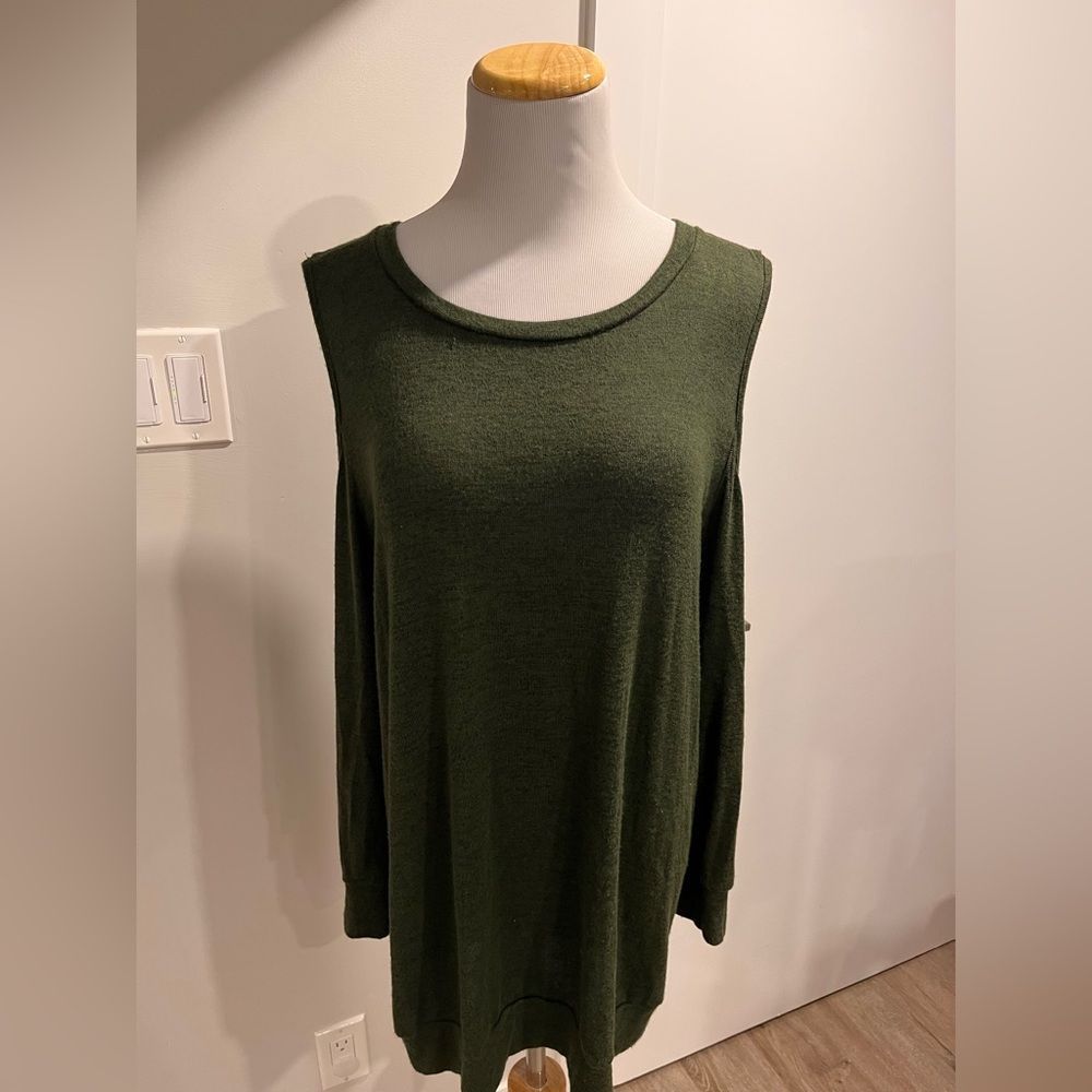 Love Kuza cold shoulder sweater